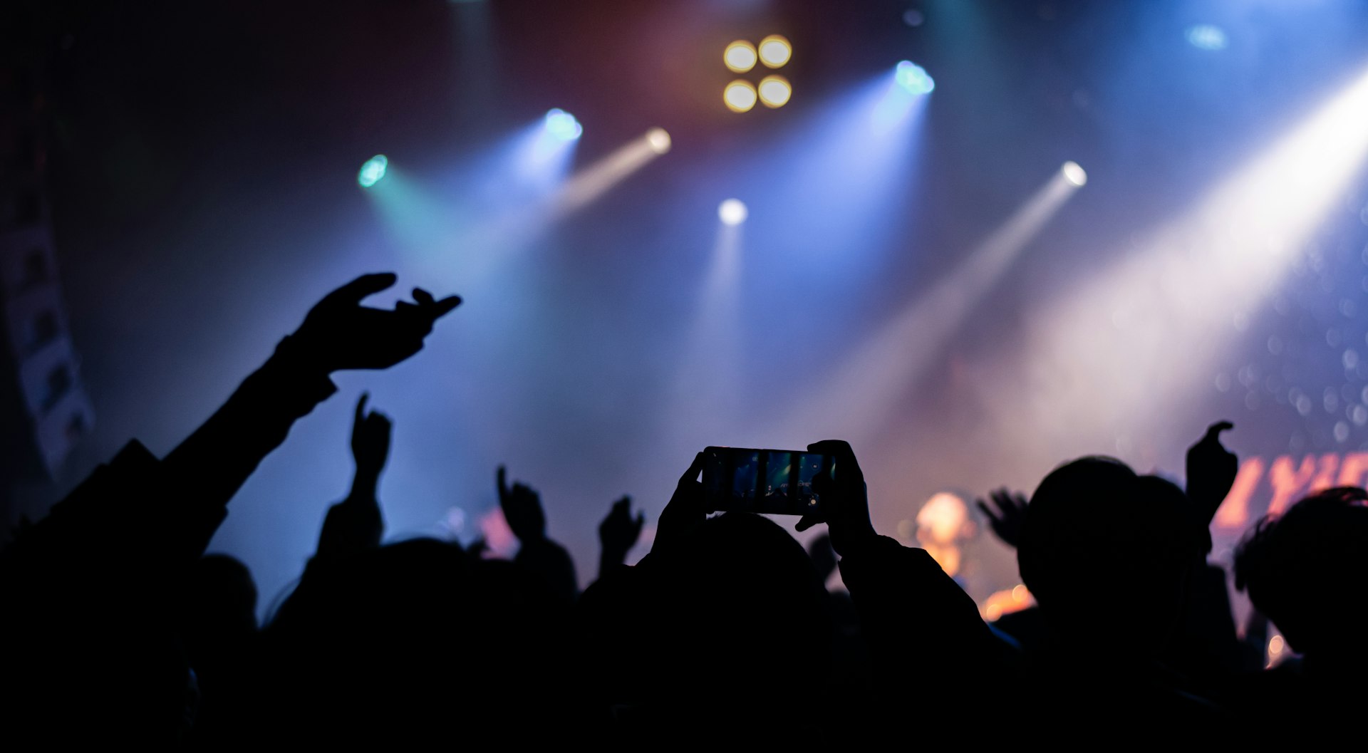 Social Audio Revolution: Transforming Entertainment Through Voice-Based Platforms