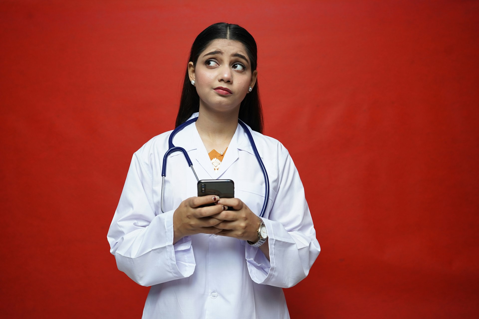 How Digital Health Apps Are Transforming Patient Care: Benefits, Challenges, and Access